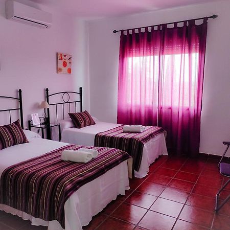 Casa Rural La Aduana Villanueva del Fresno Bagian luar foto