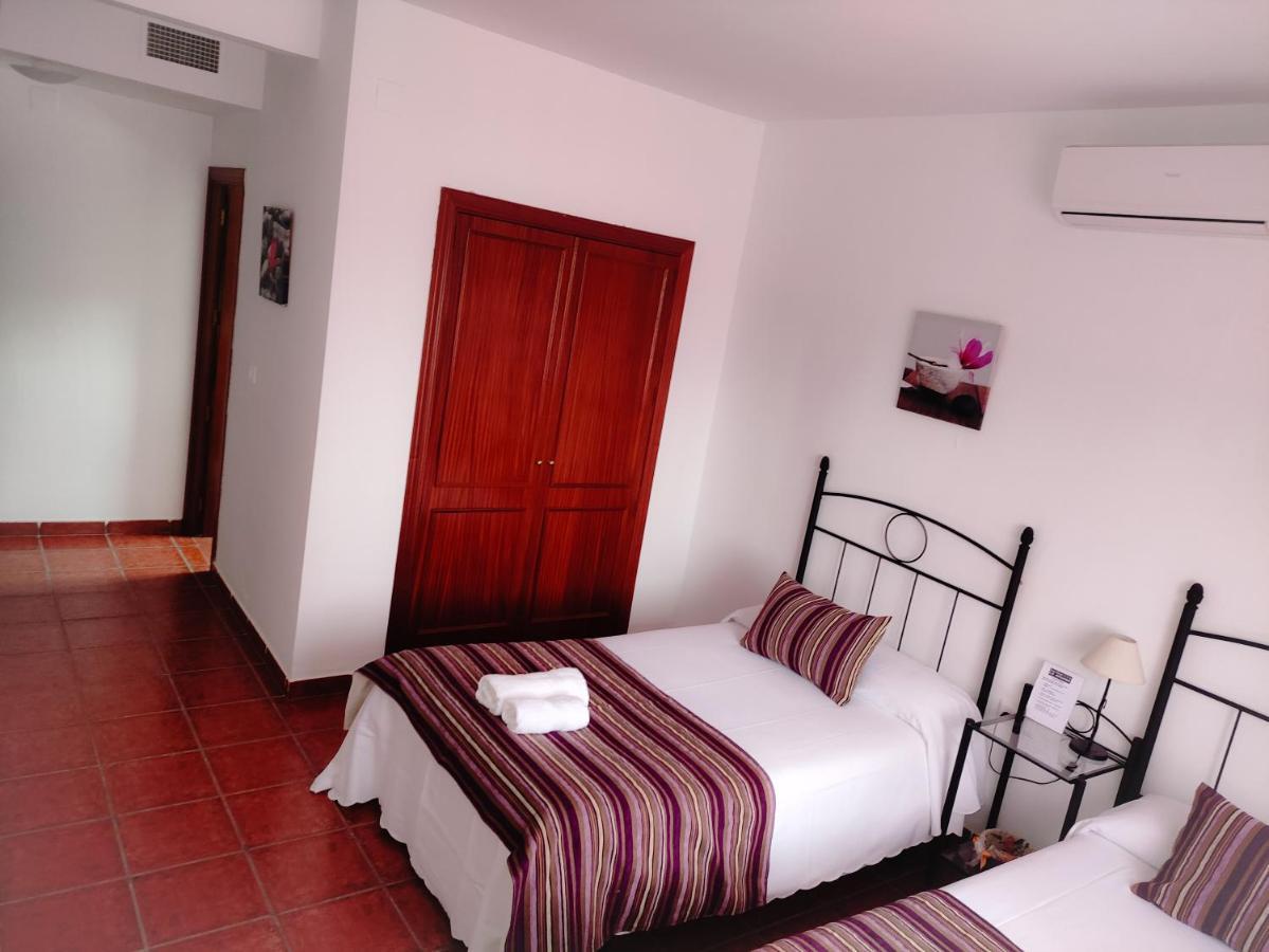 Casa Rural La Aduana Villanueva del Fresno Bagian luar foto